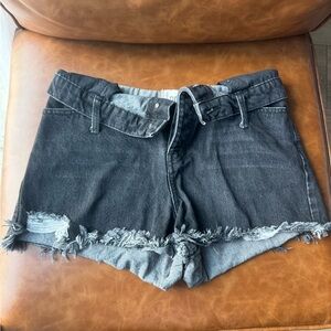 Black urban outfitters shorts size 28